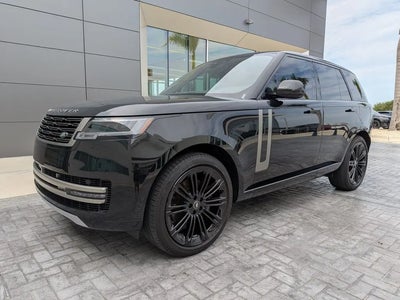 Photo of a 2025 Land Rover Range Rover AWD P400 SE 4DR SUV for sale