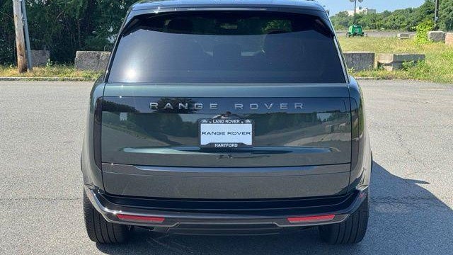 2026 Land Rover Range Rover P400 SE