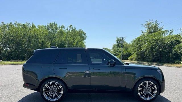 2026 Land Rover Range Rover P400 SE
