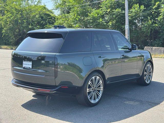2026 Land Rover Range Rover - $122,922