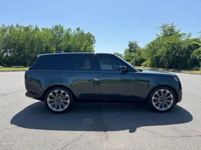 2026 Land Rover Range Rover - $122,922