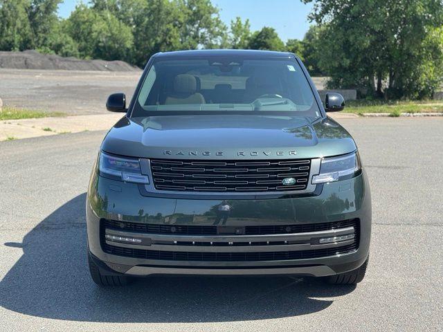 2026 Land Rover Range Rover - $122,922