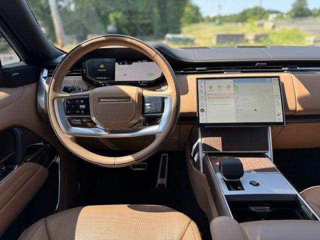 2026 Land Rover Range Rover - $122,922