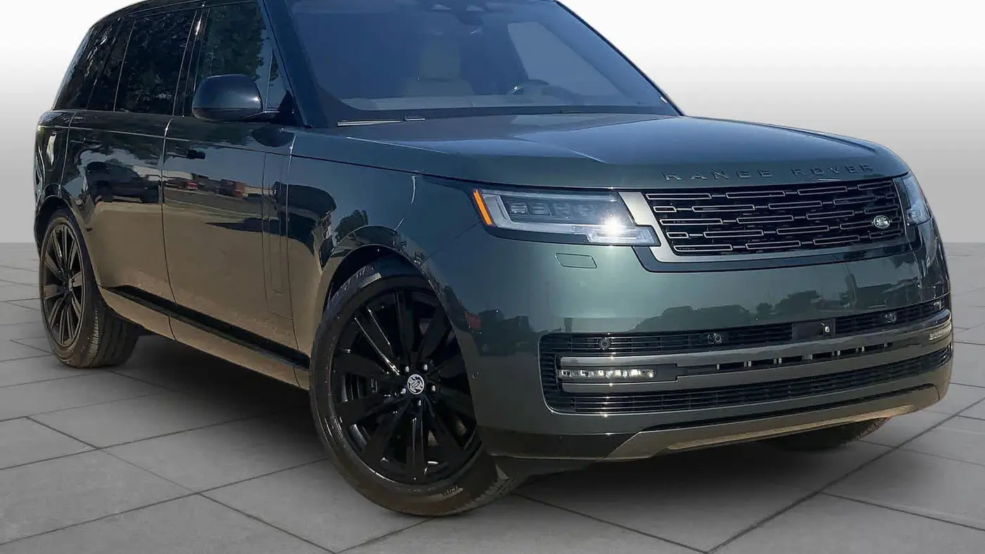 2023 Land Rover Range Rover P530 SE LWB