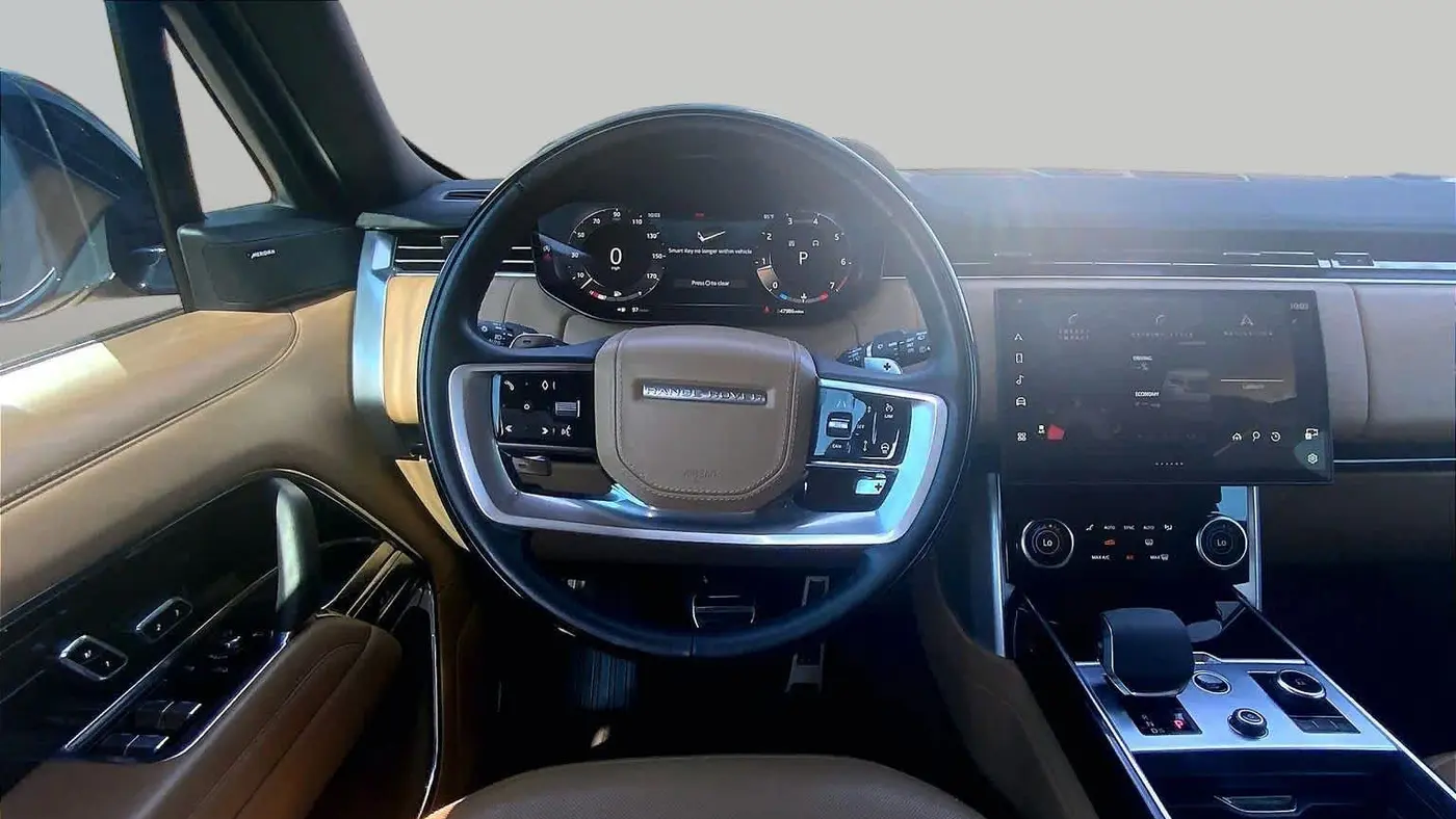 2023 Land Rover Range Rover P530 SE LWB