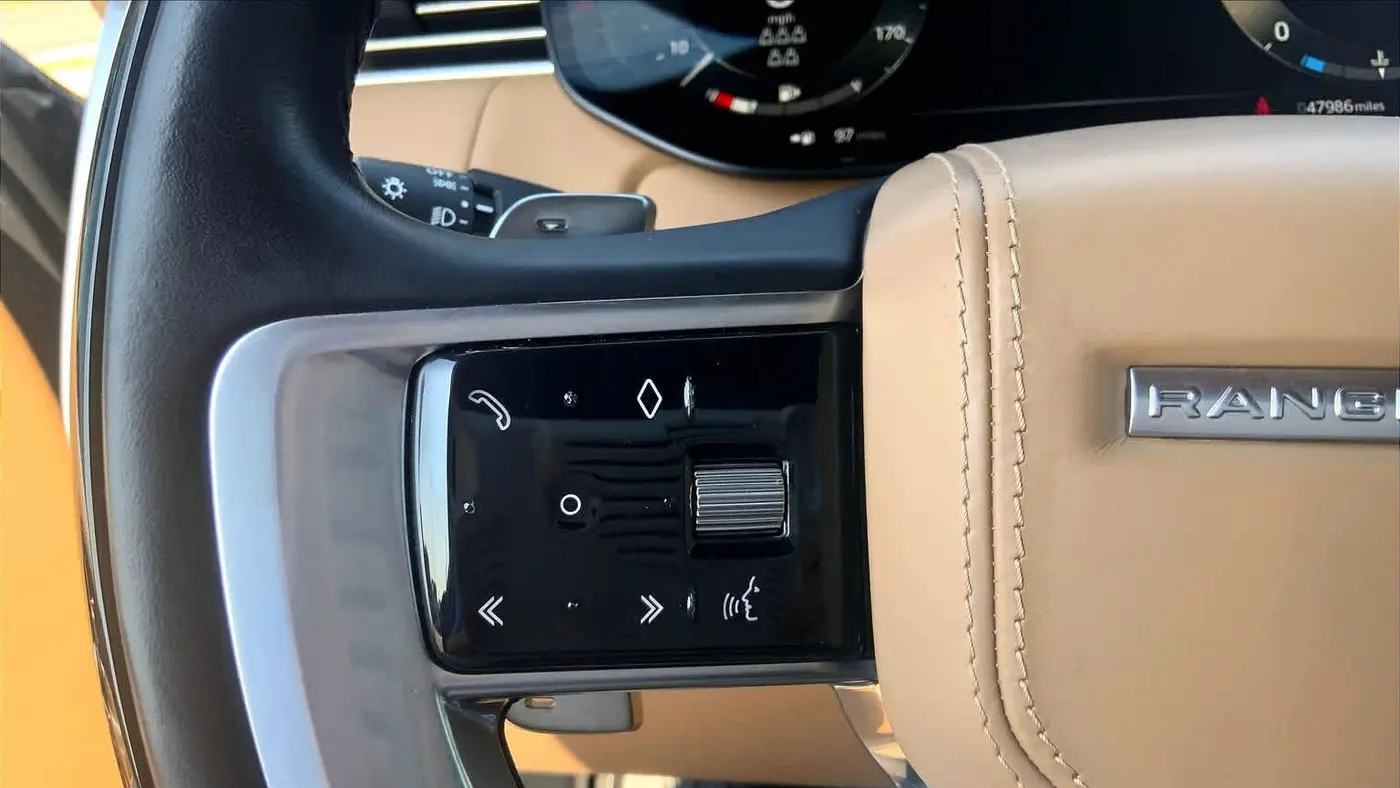 2023 Land Rover Range Rover P530 SE LWB