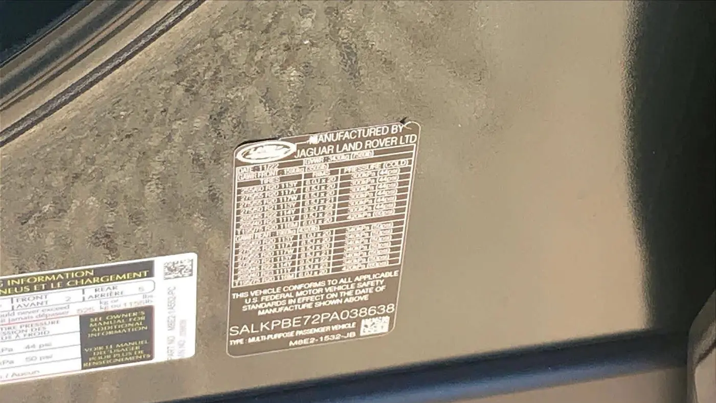 2023 Land Rover Range Rover P530 SE LWB