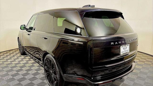 2023 Land Rover Range Rover P530 SE LWB