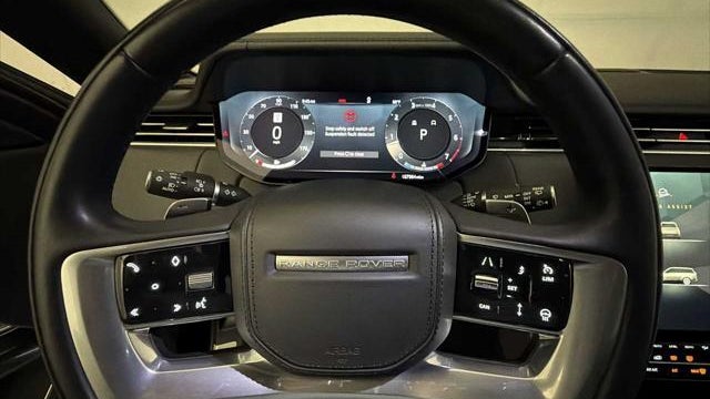 2023 Land Rover Range Rover P530 SE LWB