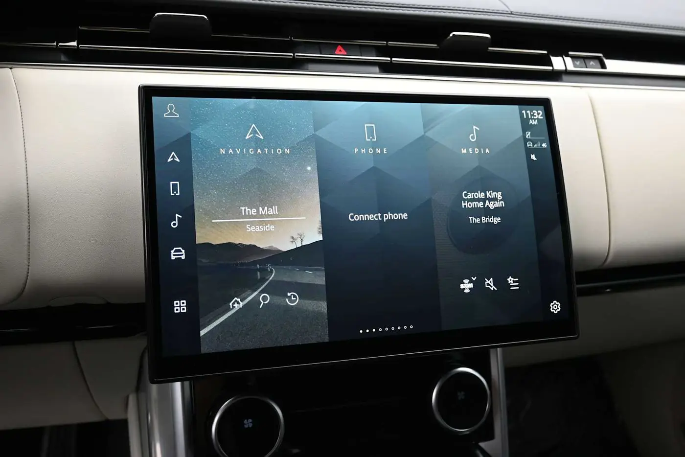 2023 Land Rover Range Rover - $92,257