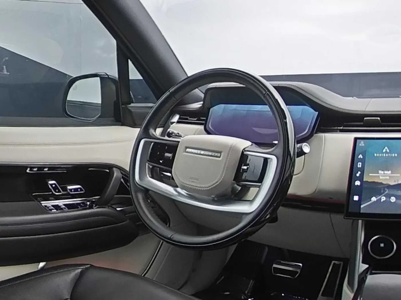 2023 Land Rover Range Rover - $92,257