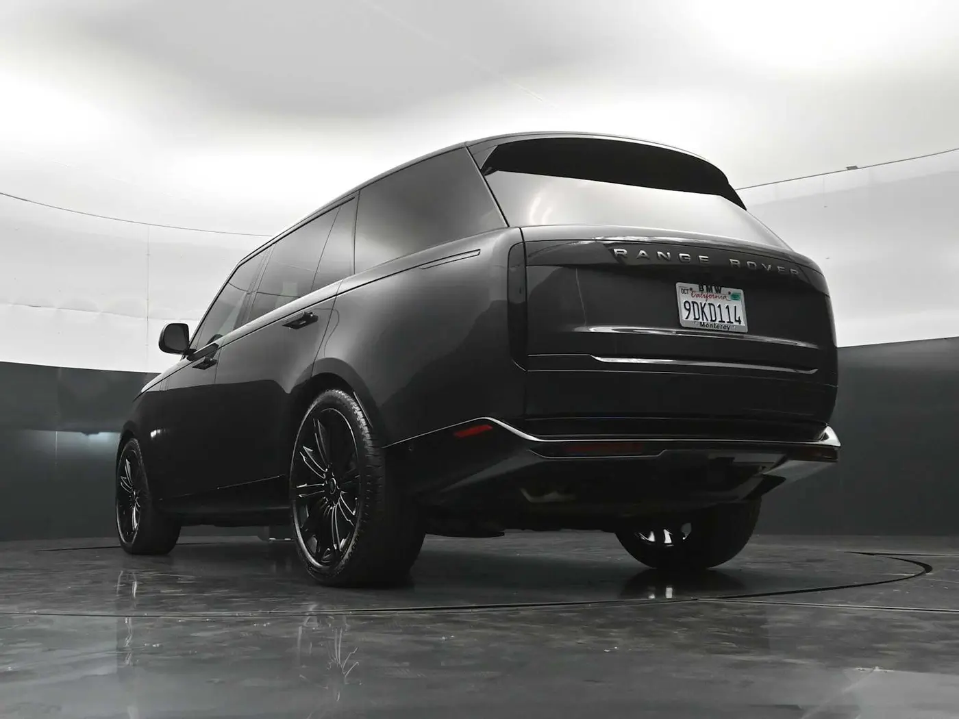 2023 Land Rover Range Rover - $92,257