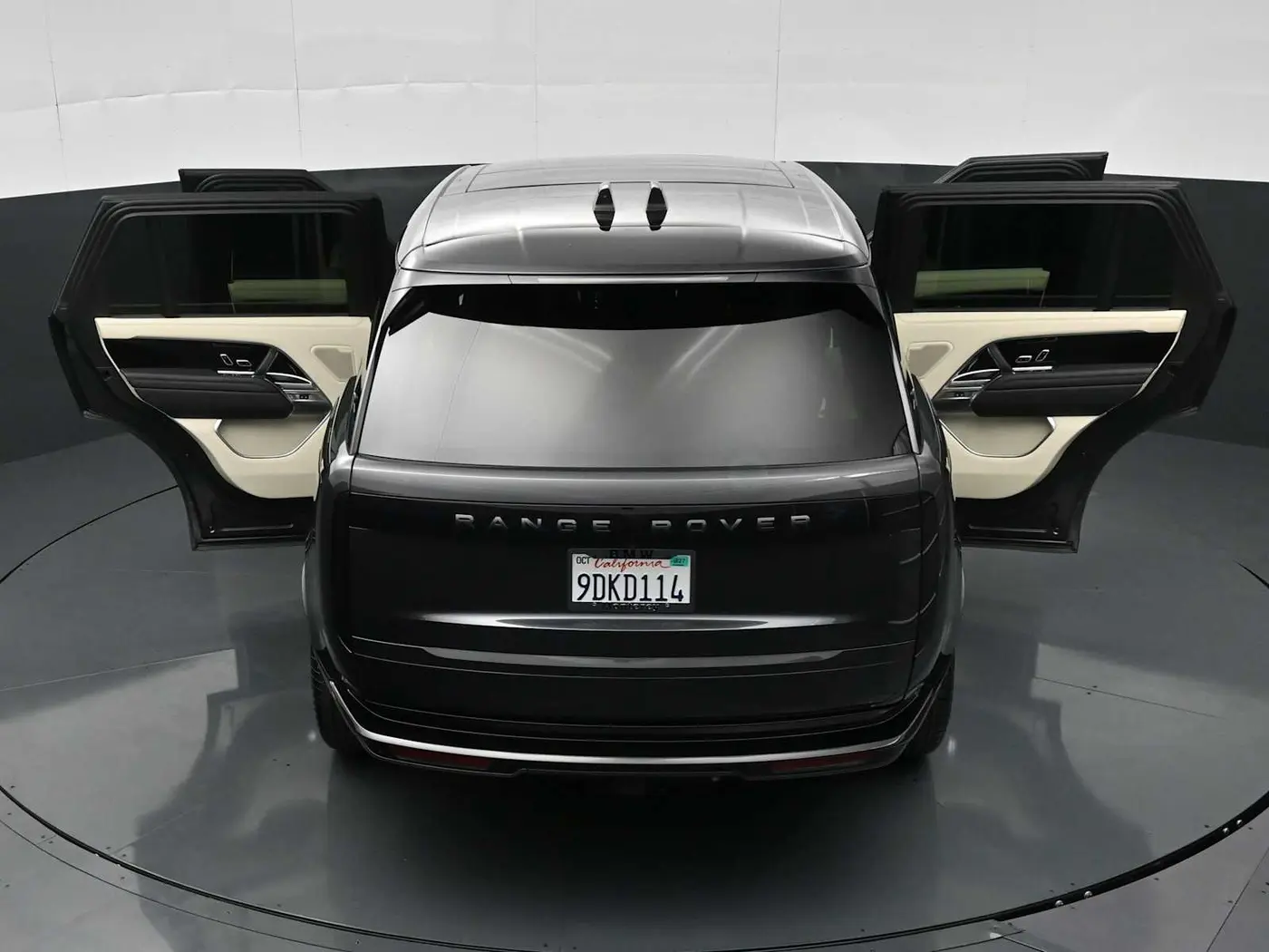 2023 Land Rover Range Rover - $92,257
