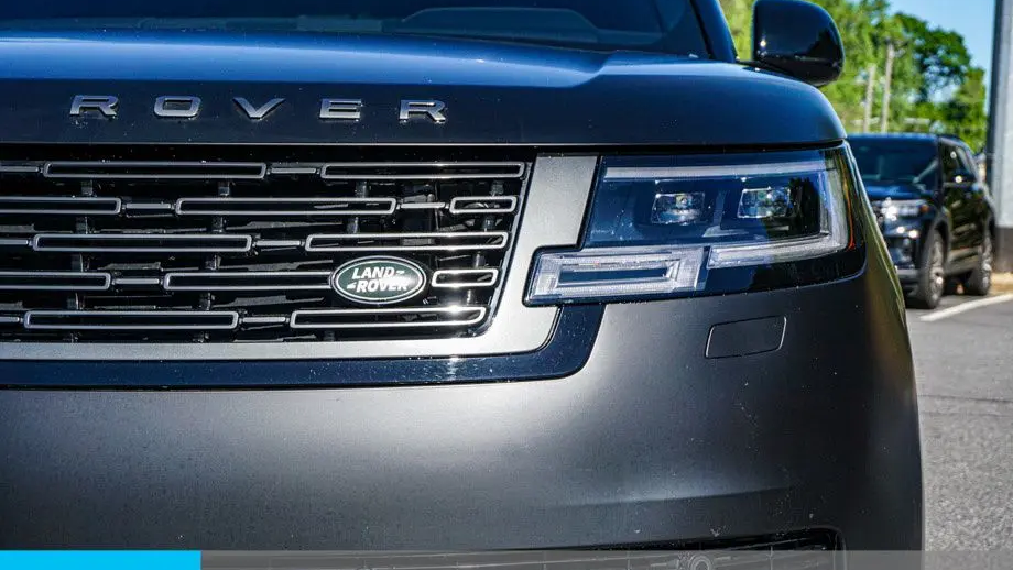 2024 Land Rover Range Rover P530 SE LWB