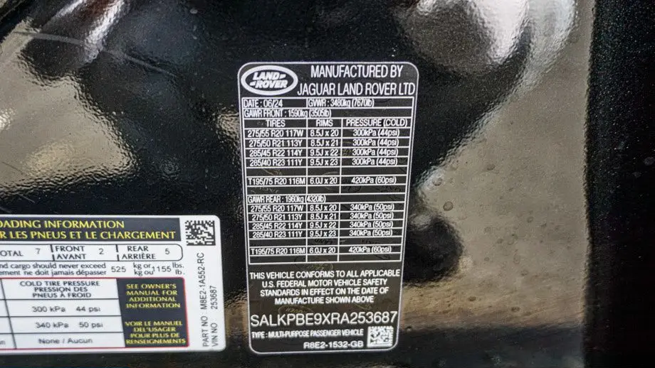 2024 Land Rover Range Rover P530 SE LWB