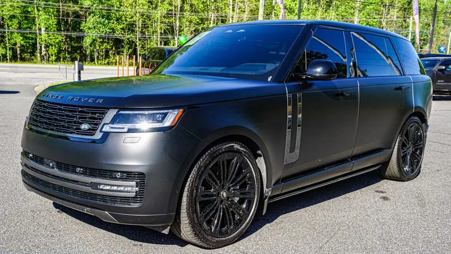 2024 Land Rover Range Rover P530 SE LWB