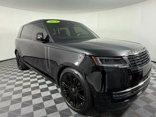 2025 Land Rover Range Rover with Santorini Black Metallic Exterior