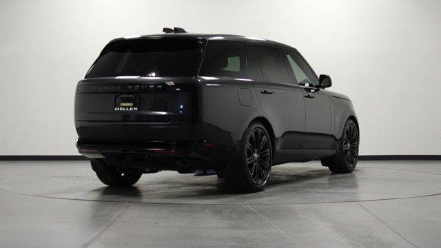 2025 Land Rover Range Rover P400 SE LWB