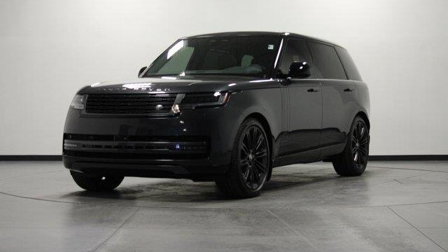 2025 Land Rover Range Rover P400 SE LWB