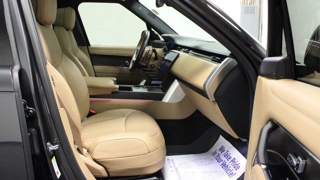 2025 Land Rover Range Rover P400 SE LWB