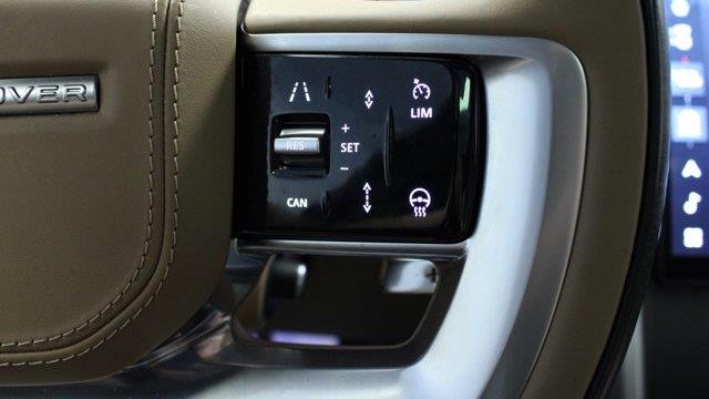 2025 Land Rover Range Rover P400 SE LWB