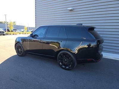 Photo of a 2023 Land Rover Range Rover AWD P530 First Edition 4DR SUV for sale