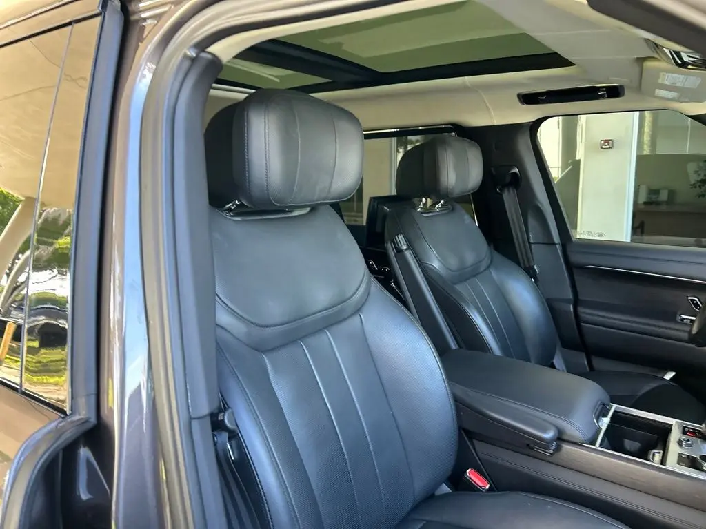 2022 Land Rover New Range Rover - $79,991