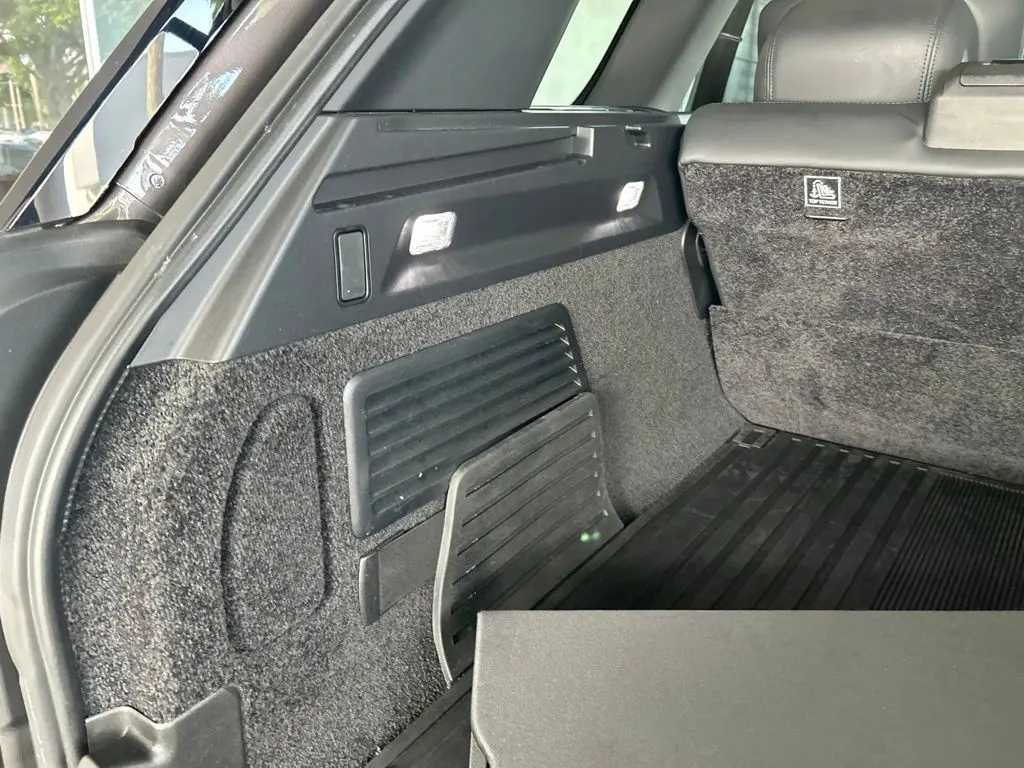 2022 Land Rover New Range Rover - $79,991