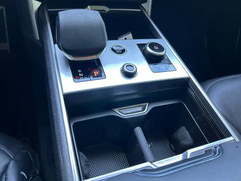 2022 Land Rover New Range Rover - $79,991