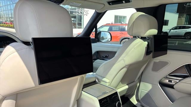 2023 Land Rover Range Rover P530 First Edition LWB