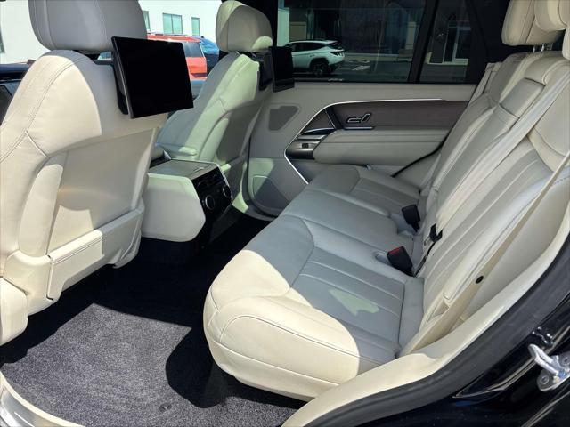 2023 Land Rover Range Rover - $99,900