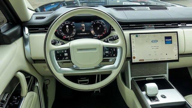 2026 Land Rover Range Rover P615 SV LWB