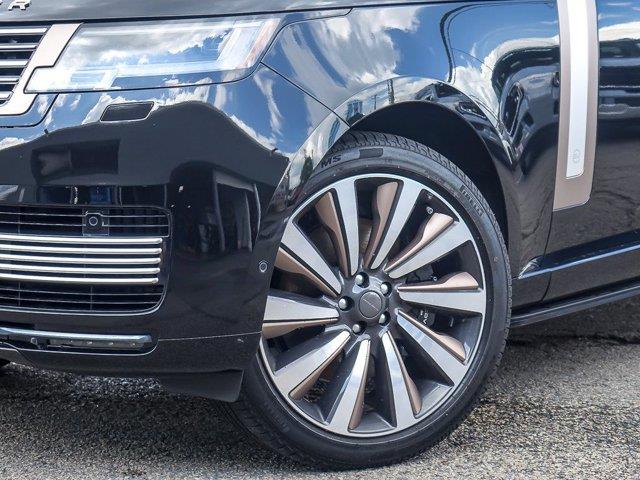2026 Land Rover Range Rover - $259,969