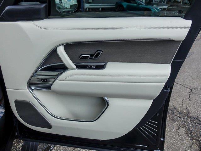 2026 Land Rover Range Rover - $259,969