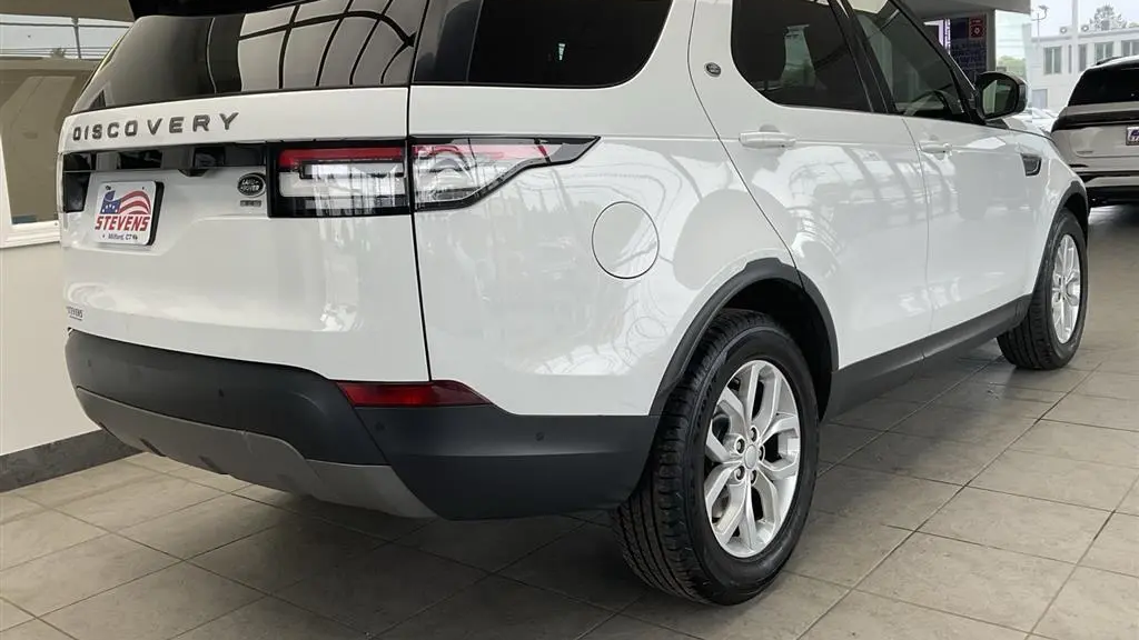 2020 Land Rover Discovery SE