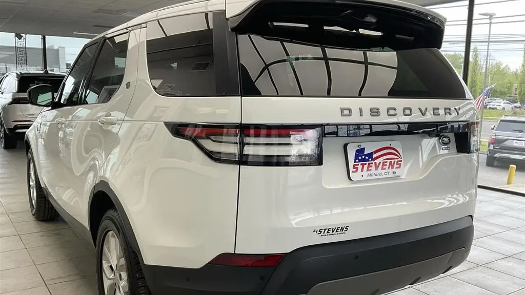 2020 Land Rover Discovery SE