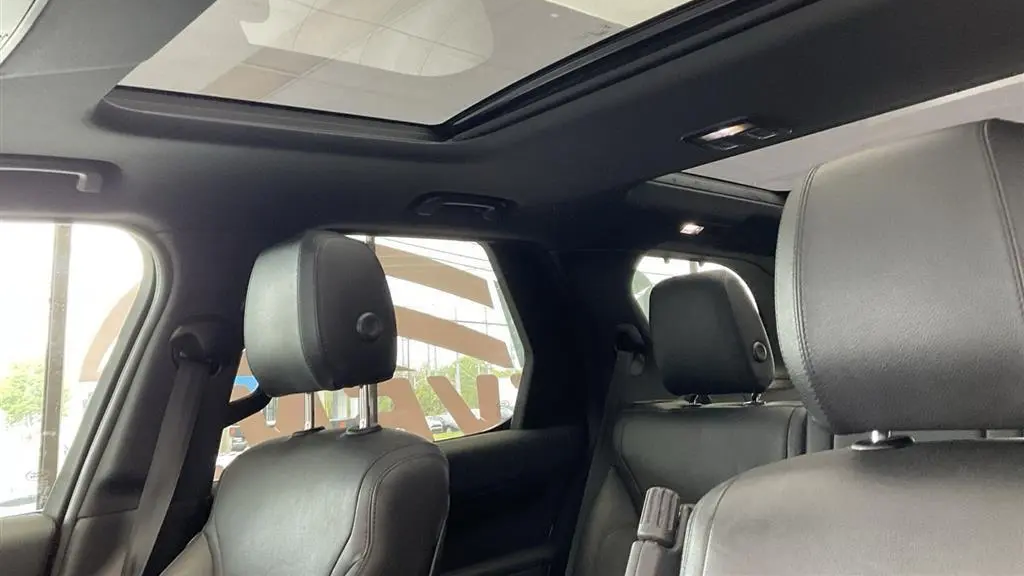 2020 Land Rover Discovery SE