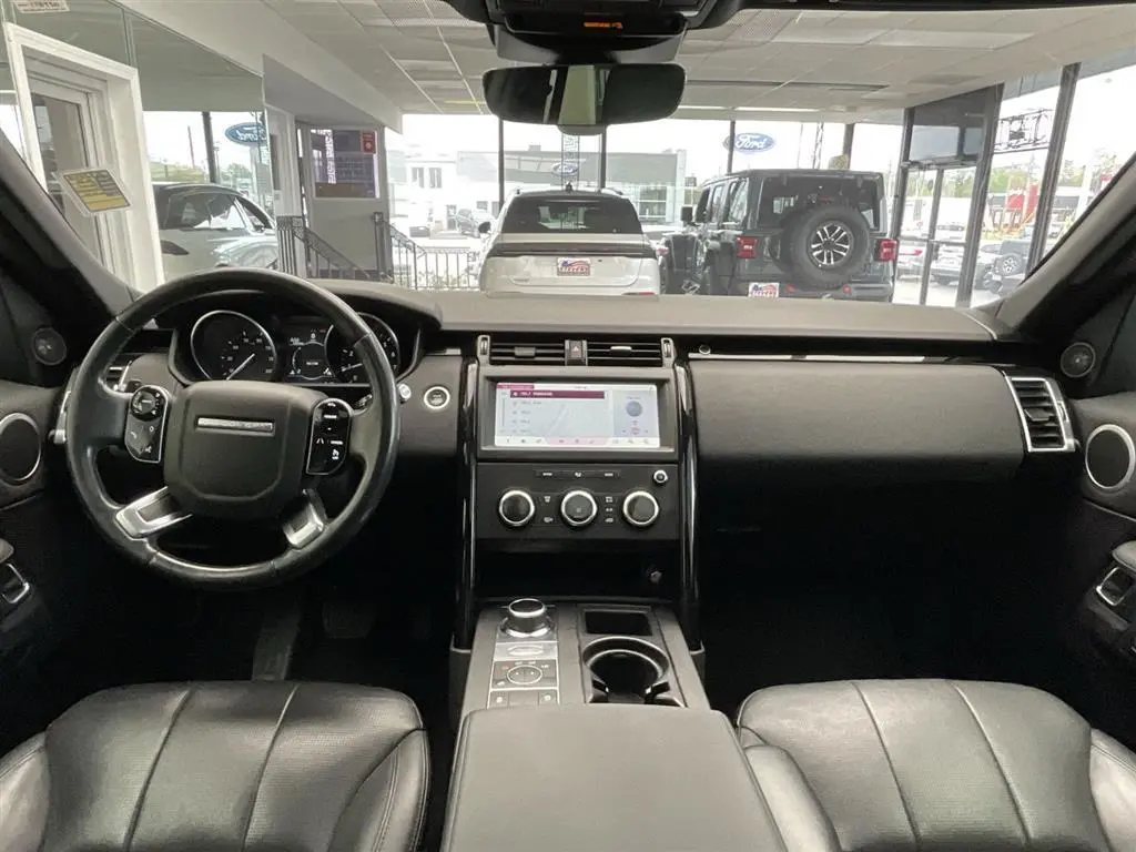 2020 Land Rover Discovery - $12,495