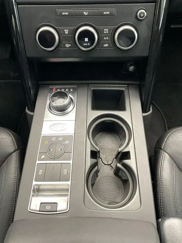 2020 Land Rover Discovery - $12,495