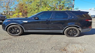 Photo of a 2020 Land Rover Discovery AWD SE 4DR SUV for sale