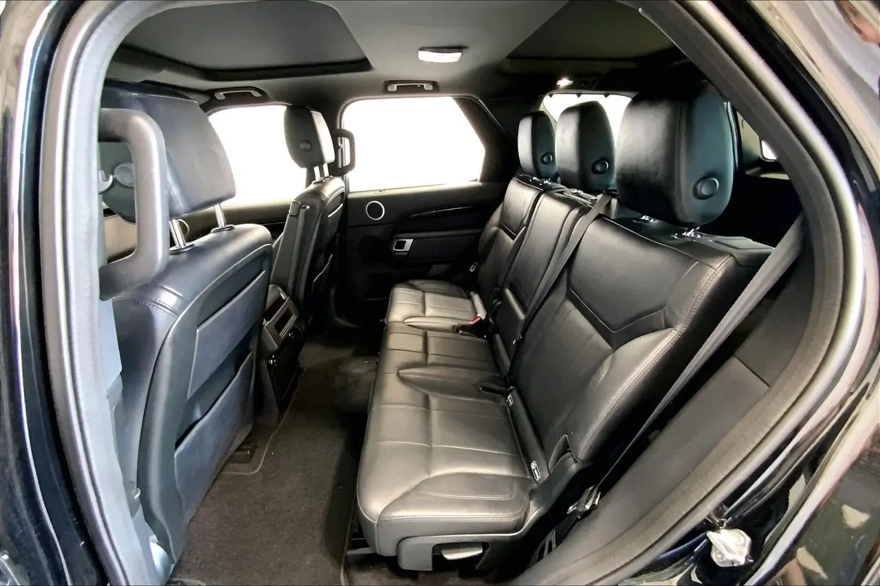 2020 Land Rover Discovery - $11,991