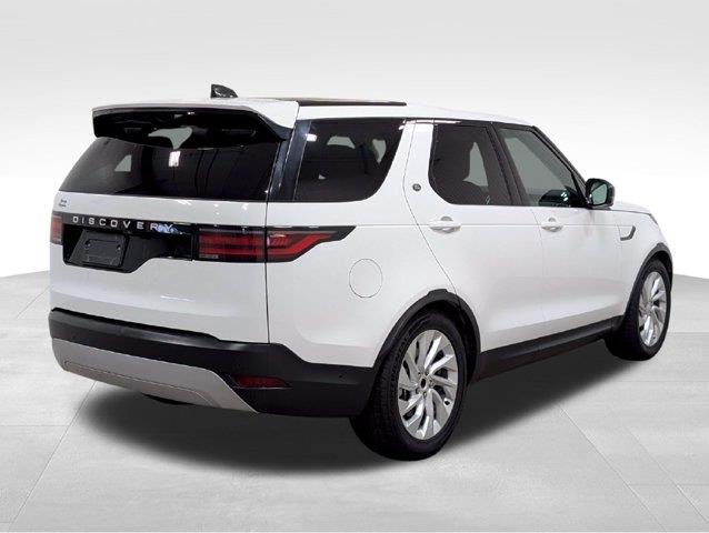 2024 Land Rover Discovery - $28,499