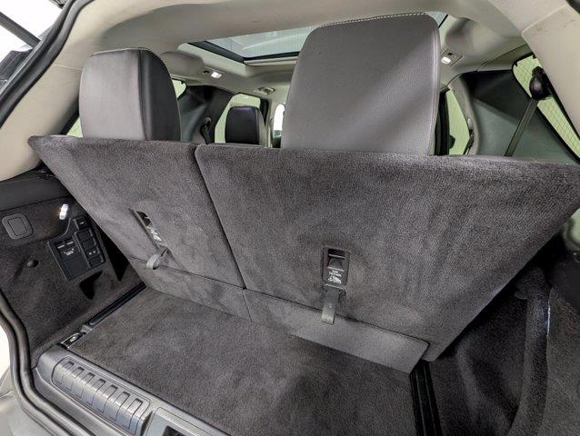 2024 Land Rover Discovery - $28,499