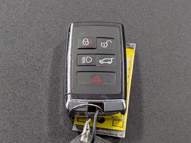 2024 Land Rover Discovery - $28,499