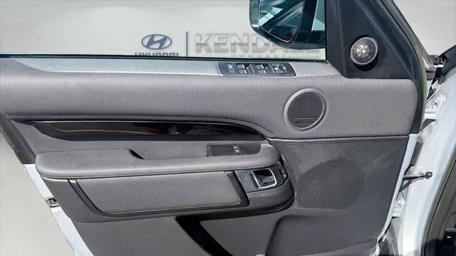 2023 Land Rover Discovery P300 S