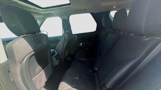 2023 Land Rover Discovery P300 S