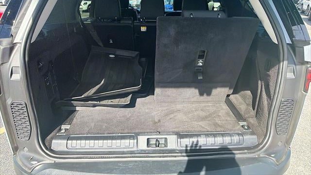 2023 Land Rover Discovery P300 S