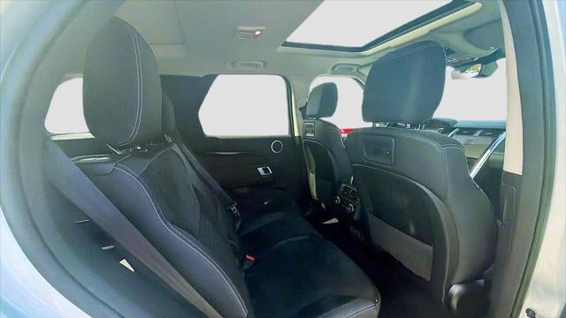 2023 Land Rover Discovery P300 S