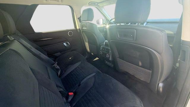 2023 Land Rover Discovery P300 S