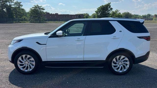 2023 Land Rover Discovery P300 S